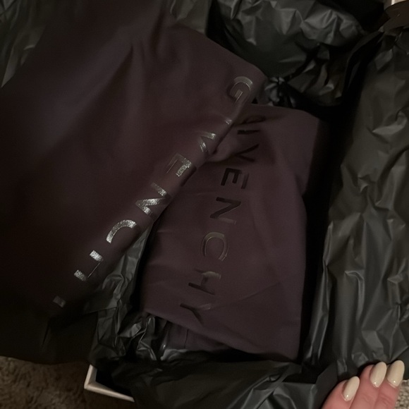 Givenchy slides - Picture 4 of 8